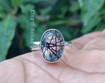 Naturlig härlig rutilerad kvartsring, 925 sterlingsilverring, svart turmalin, turmalerad kvartsring, svart rutilerad ring, present till henne