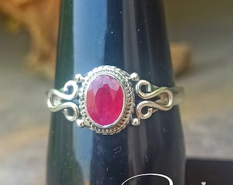 Natuurlijke ruwe robijnsteen 925 sterlingzilveren ringen, ruwe smaragdgroene stenen ringen, robijnrode delicate ring, smaragdgroene unisex ringen, sierlijke ring