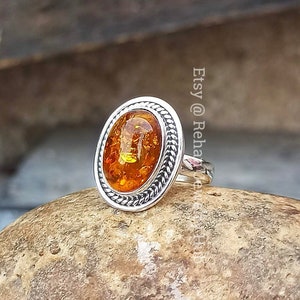 Natural Baltic Amber Stone 925 Sterling Silver Ring, Honey Baltic Amber Handmade Ring, Dedicated Ring, Dainty Unisex Ring, Cognac Amber