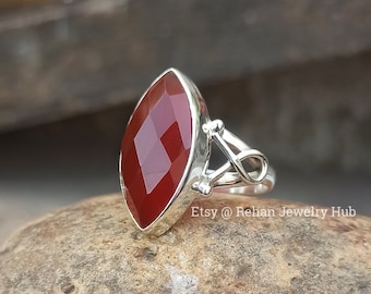Natural Red Jade Dainty Ring, 925 Sterling Silver Ring, Unisex Ring, Handmade Silver Ring, Gift for Love, Beautiful Ring For Beautiful Buyer