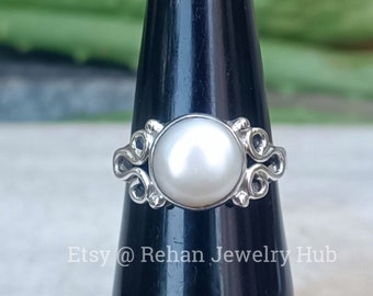 Anillo de perlas naturales, anillo de plata de ley 925, anillo de piedra natal de junio, anillo bohemio hecho a mano, anillo de perlas delicado y sereno, joyería de perlas, artículo de regalo