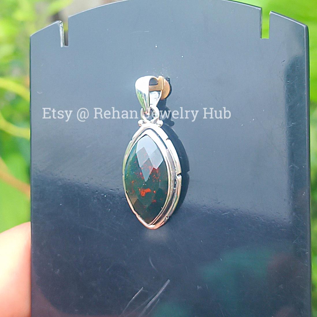 天然ブラッドストーンペンダント、925スターリングシルバーペンダント