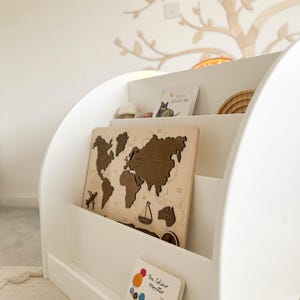 KUMPU 3-in-1 Montessori Bookshelf | Wooden Bookself Desk | Multifuntional Montessori Furniture image 10