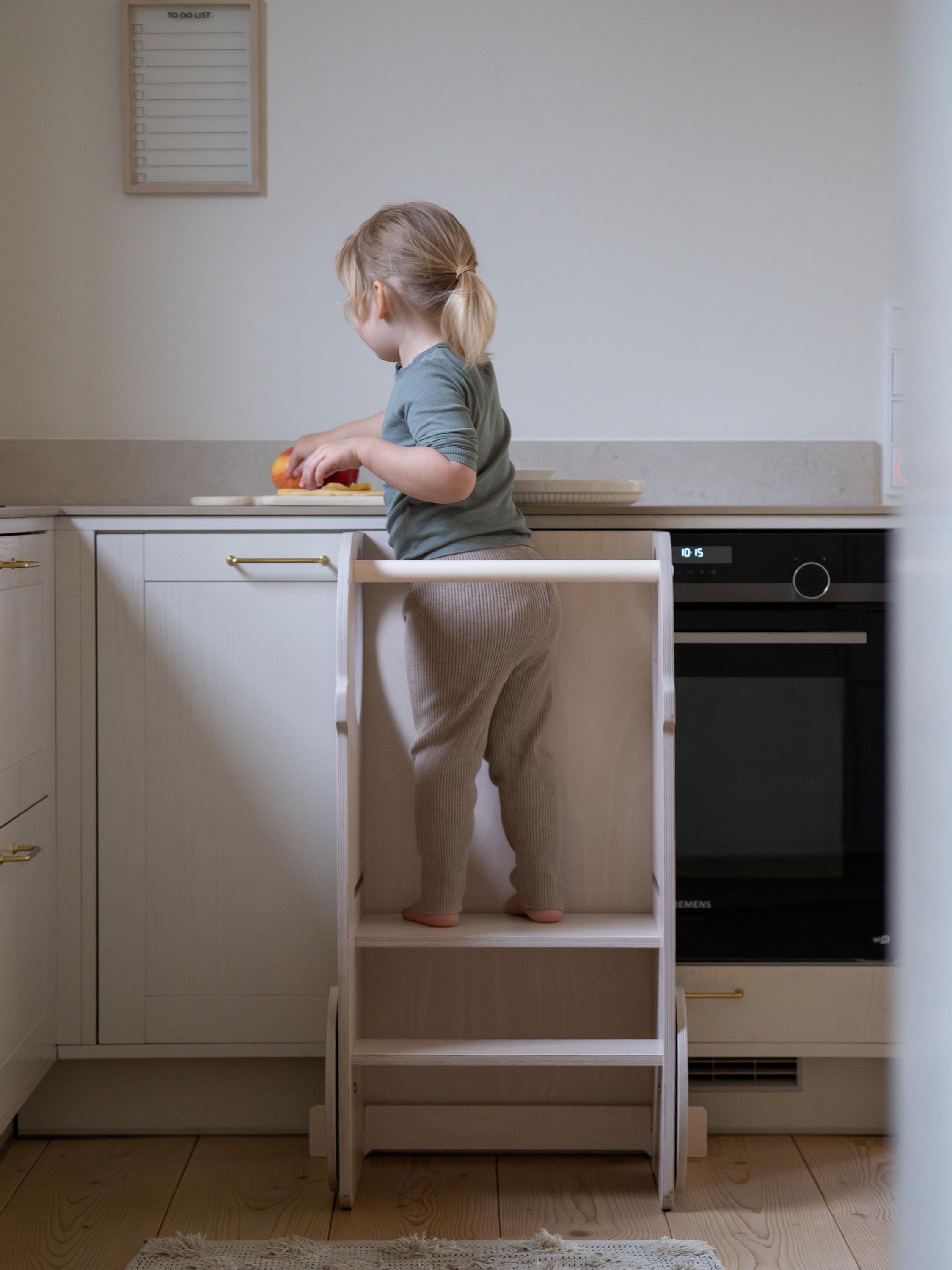VERSO ラーニングタワー 3-in-1 – キッチン用モンテッソーリ幼児用