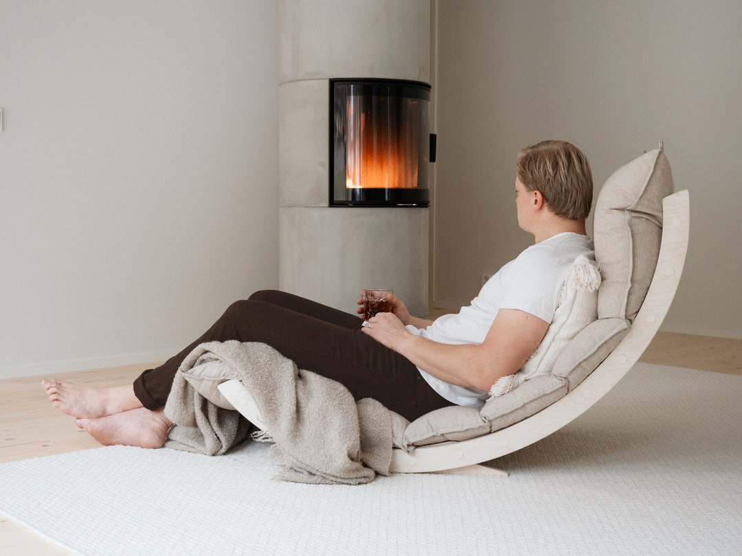 Self rocking rocking chair hotsell