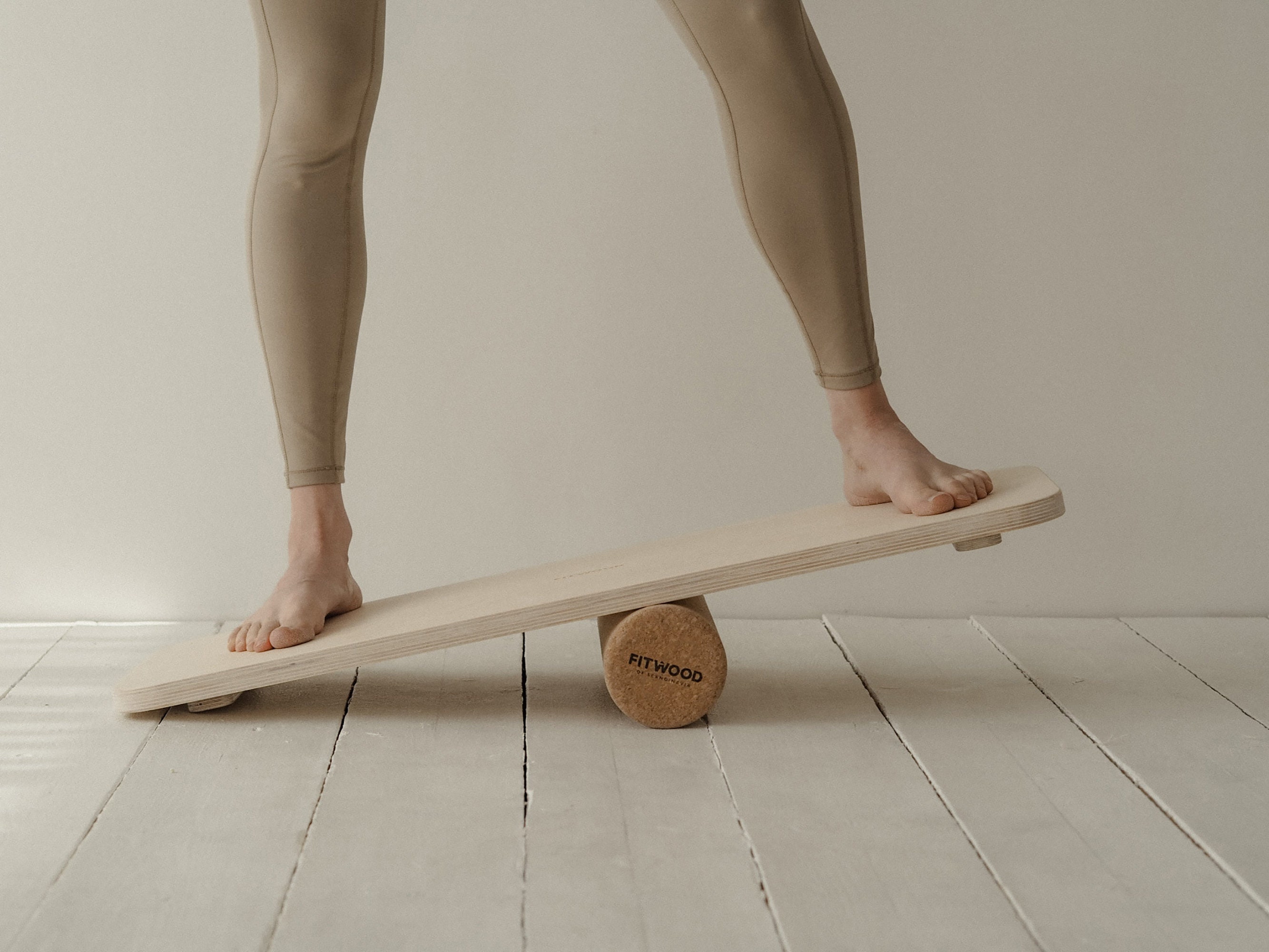 Goki Planche d'équilibre Vague en bois et feutrine
