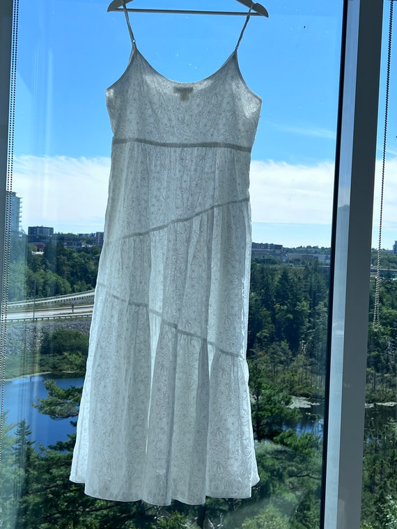 sachin and babi light blue dress Club Monaco Oxford Solid Long Sleeve Shirt in White main image 1