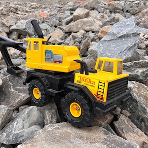 Tonka Turbo‑Diesel Steel Back Hoe Excavator XMB‑975-Vintage 1980s Tonka