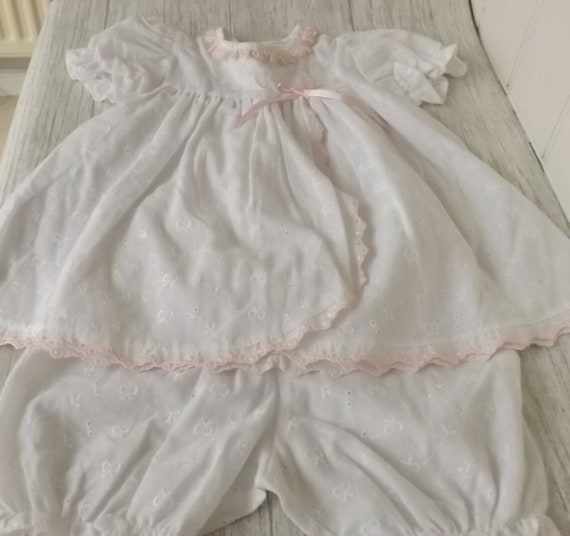 Vintage Baby Dress & Knickers Set in White Broder… - image 1