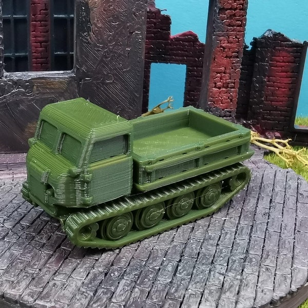 Caterpillar tractor East German tracked vehicle as a model kit 28 mm / 20 mm / 15 mm for ZONA ALFA Wargaming | 1/100 1/87 1/72 1/64 1/56 1/48