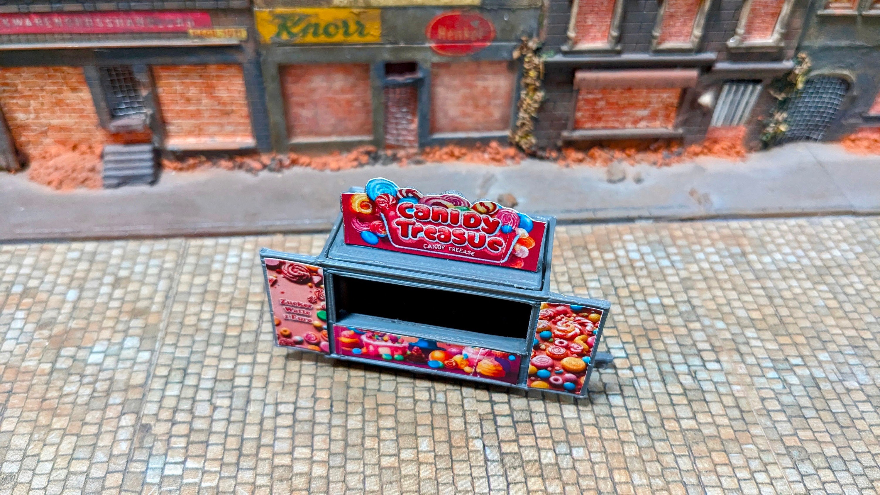 Kit Maquette Stand De Bonbons Pour Fête Foraine à L'échelle N 1:160 — Fun à Monter !