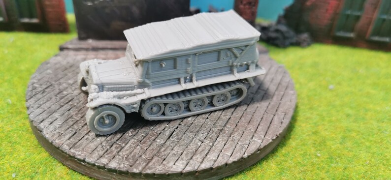 C Lab Model Kit Sd.kfz. 10 Half Track Closed Cab Model Kit | WW2 German Light Vehicle ...