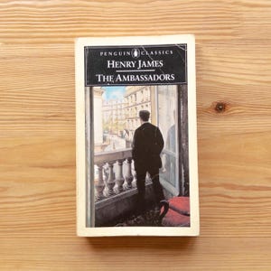 The Ambassadors - Henry James - Penguin Classics Books Paperback