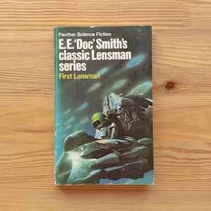 First Lensman - E.E. Doc Smith - Panther Science Fiction Paperback Book