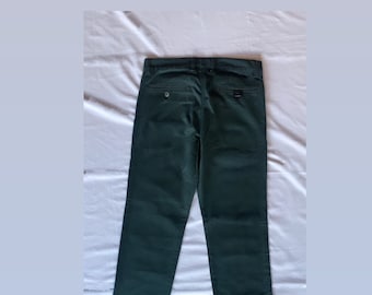 FW21 - Chino BASICON en coton vert forêt