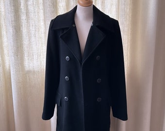 Vintage wool & cashmere oversize black woman coat >>> Vintage oversized coat in black wool and cashmere