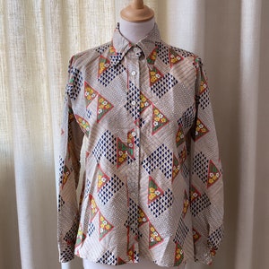 Vintage geometric pattern shirt from 60s/70s beige &gt;&gt;&gt; Vintage 60s/70s geometric pattern shirt