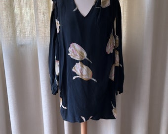 Vintage silk black floral tunic dress >>> Abito vintage in seta nera a fiori tunica