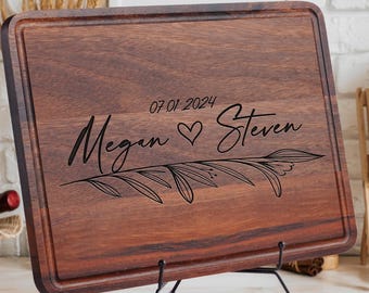 Personalized Walnut Wood Cutting Board, Gift For Couples, Anniversary, Engagement Wedding Gift For Newlywed, Bridal Shower Housewarming gift
