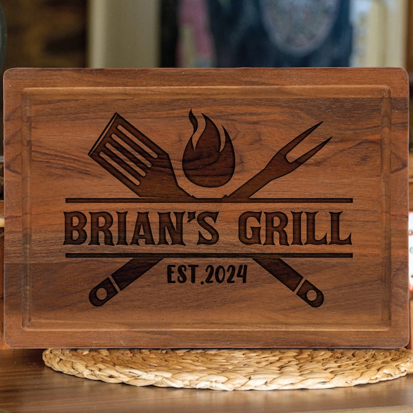 Custom Grilling Gift for Fathers Day, Grill Party Gift for Men, Personalized Cutting Board Father Gift from Daughter Son, Birthday Gift Dad