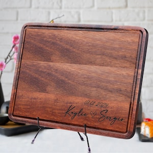 Personalized Cutting Board, Engagement Gift, Custom Wedding Gift, Anniversary Gift for Couple, Gift for Girlfriend Boyfriend Wife Husband