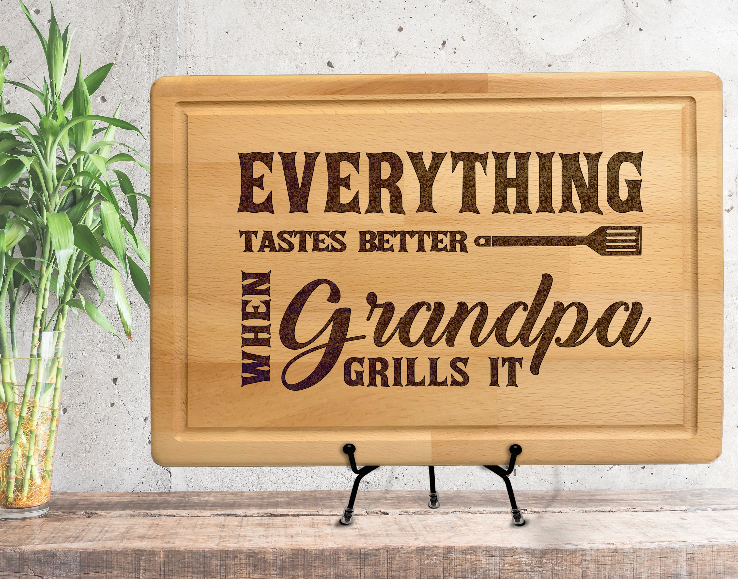 ThisWear Grilling Gifts for Men Grandpa Master of the Grill and Best Dad  Ever Gifts Fathers Day Gifts from Son Grill Gifts Paddle Shaped Bamboo  Cutting Board 