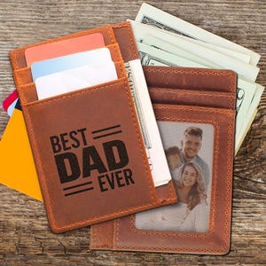 Cartera minimalista personalizada para papá, tarjetero de cuero grabado, cartera personalizada para papá primerizo, cartera para hombre para el Día del Padre, tarjetero