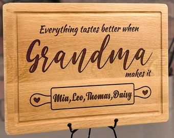 Custom Grandma Cutting Board, Personalized Kitchen Gift from Grandkids, Christmas Gift for Mom Grandma, Birthday Gift for Nana from Daughter