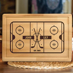 Personalized Hockey Cutting Board, Christmas Gift for Hockey Lover Couple, Custom Hockey Home Sign, Sports Decor, Wedding Gift for Groom