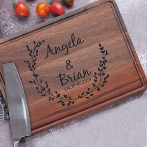 Personalized Handmade Cutting Board Farmhouse Wreath Design, Custom Wedding & Anniversary Gift for Couples, Housewarming and Closing Present