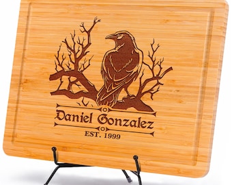 Personalized Black Crow Charcuterie Board, Custom Gothic Family Name Gothic Cutting Board, Dark Academia & Witchy Housewarming Gifts