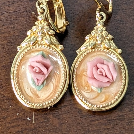Vintage Avon Victorian Rose Clip on Earrings Etsy
