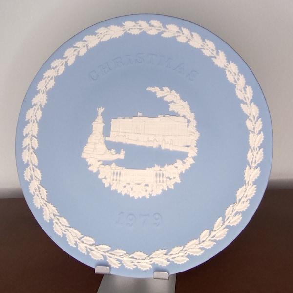 Wedgwood Christmas plate Buckingham Palace 1979