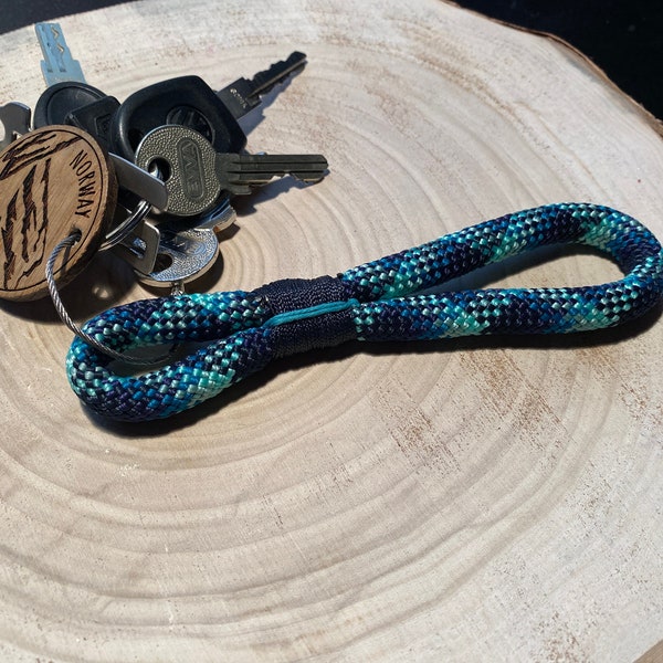 Keychain | Sailing rope | Paracord | Climbing rope | Lanyard Surfer| Gift Move