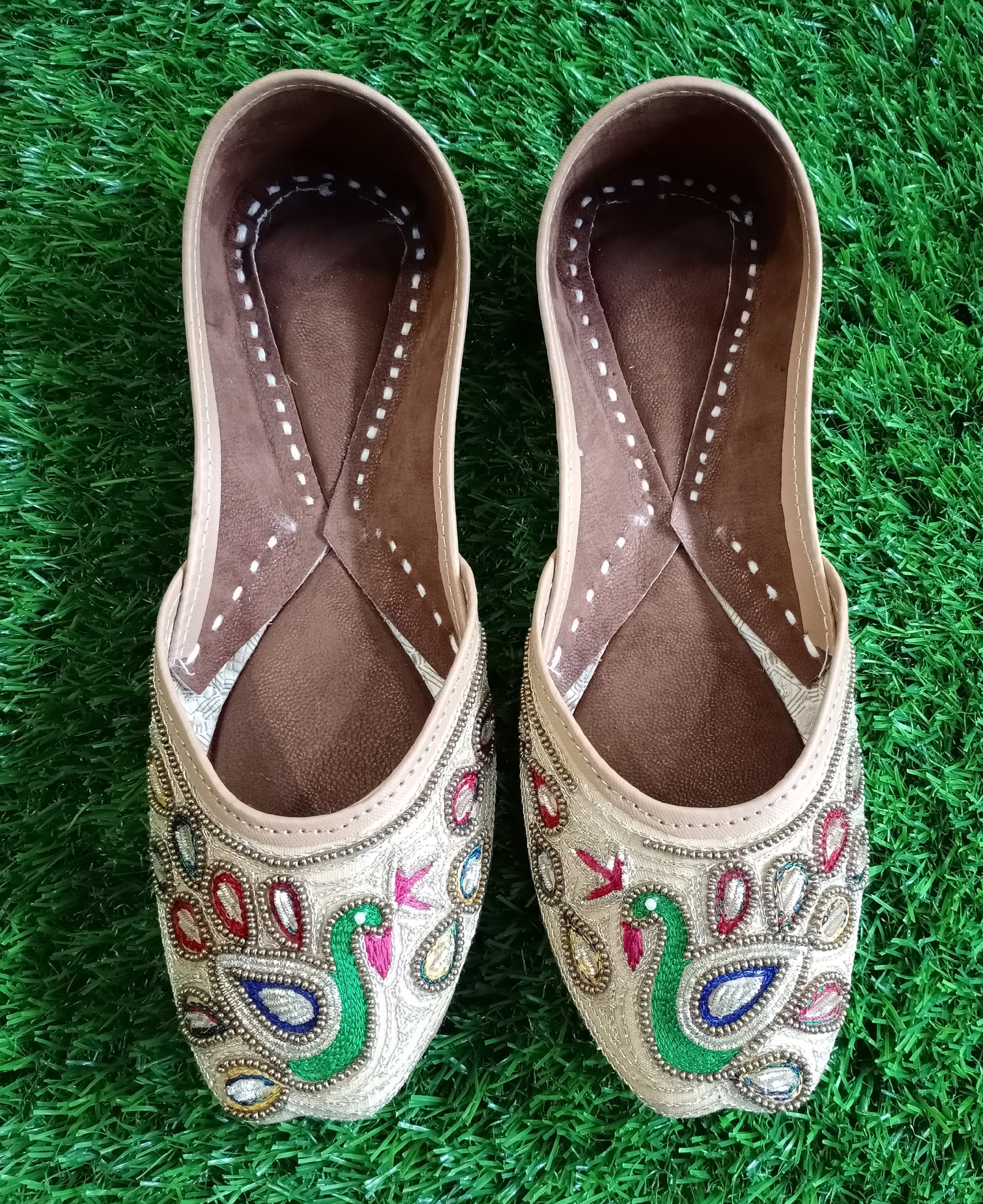 Designer Punjabi Jutti shoes Indian shoes mojari wedding Shoes Etsy