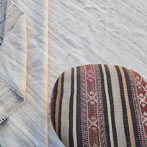 Handwoven Turkish Kilim Rug 8x11: Neutral Wool, Rustic Decor