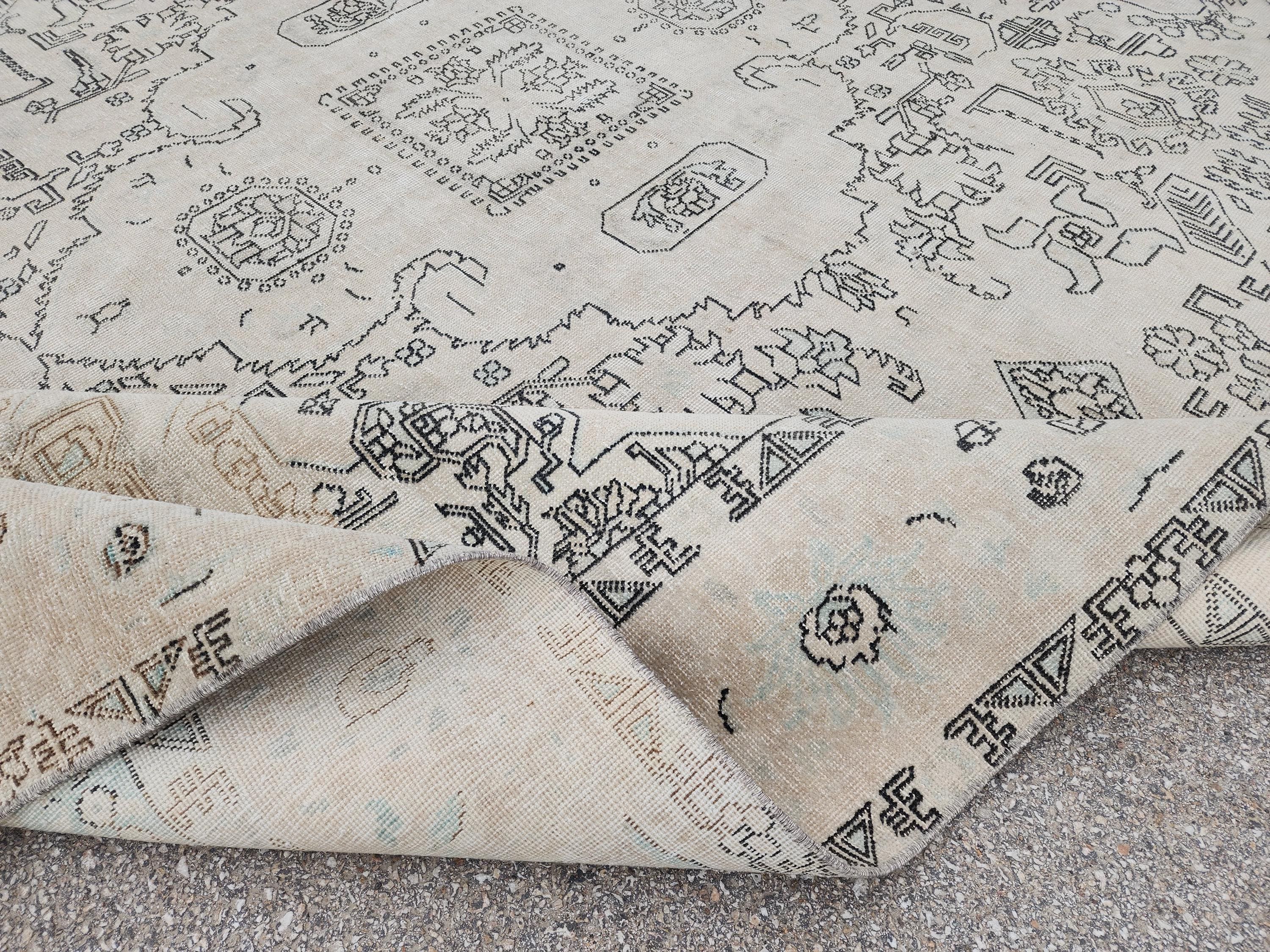 ヴィンテージ 10x13 ウールラグ：幾何学模様の素朴なホーム