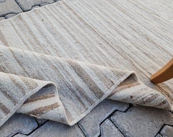 2.7x11 Vintage Turkish Kilim Rug: Neutral Handwoven Wool Hallway Runner