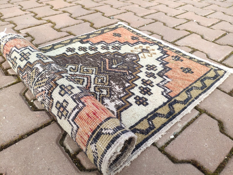 bohemian minis rug- 1,80x2,72 feet- oushak small rug,boho small size rug,bath mat area rug turkish small rug rustic rug