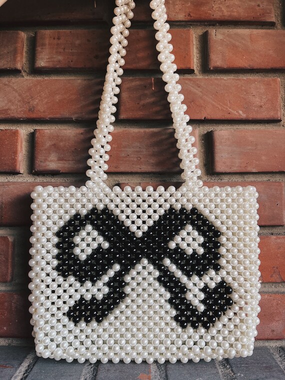 Perlen Perlentasche, Schleifen Perlentasche, Perlen Tasche, weiße