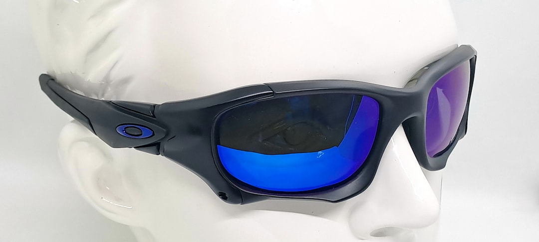Oryginalne okulary przeciwsłoneczne Oakley Pit Boss Wrap