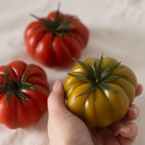 Tomato Candles, Food Candles, Real Fruit Vegetables Candles, Garden Lover Gift, Handmade Beeswax Candles Table Centerpiece