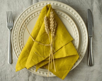 Refined Sophistication: Linen Napkins - Elevate Your Dining Experience!