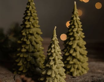 Natural Elegance: Beeswax Christmas Tree Candle Gift Set - Cool Candles for Women, Ideal Housewarming Gift for a Cozy Home!