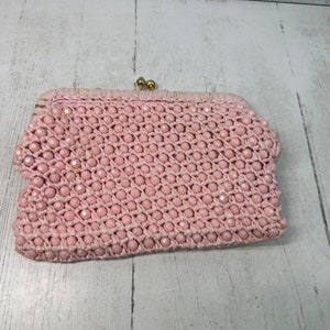 Vintage Pink Bead Raffia Kiss Lock Clutch Ball Bubble Hinged 1950s Italy