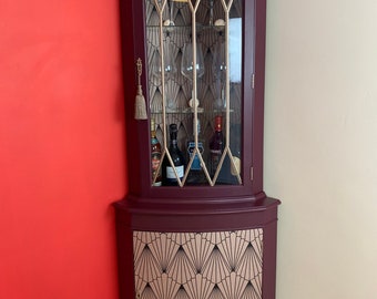 Vintage drinks corner display cabinet purple with Art Deco Motifs