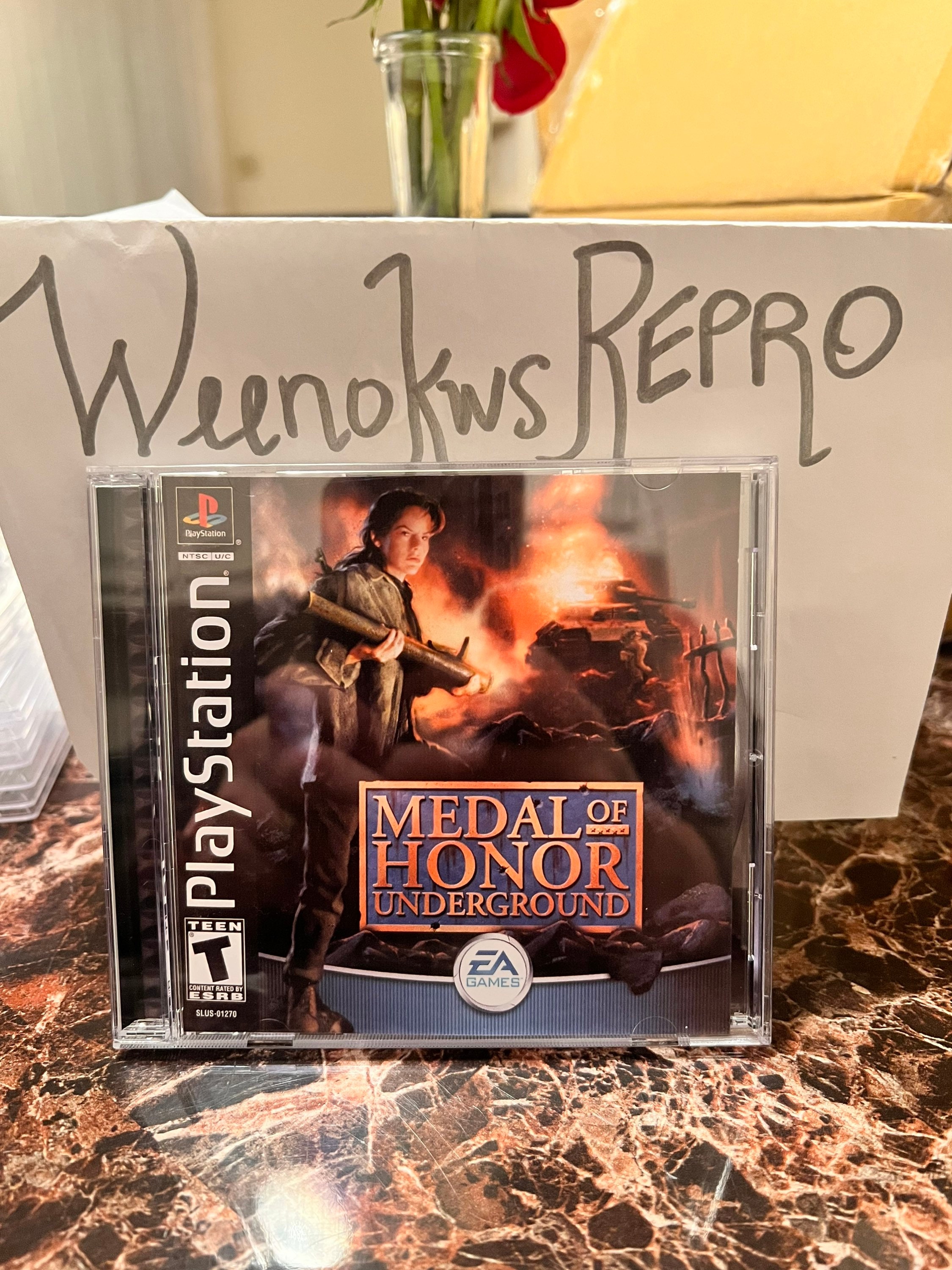 MEDAL OF HONOR UNDERGROUND 北米PlayStation Amazon.com: Medal of Honor Underground : Video Games