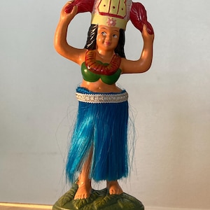 Vintage Hawaiian Hula Girl