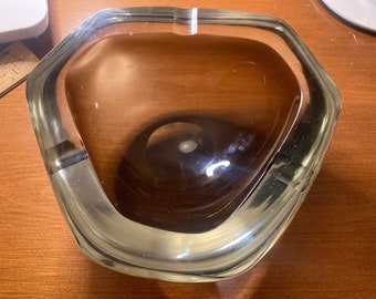 3.25 in. 82.5 oz. Thick Smoky glass ashtray