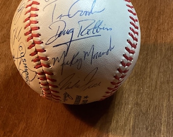 20 autographs on an official American League Baseball